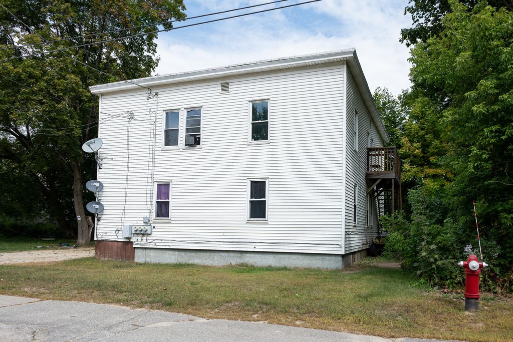 Photo of 9 Dix Avenue, Mexico, ME 04257 (MLS # 1652531)