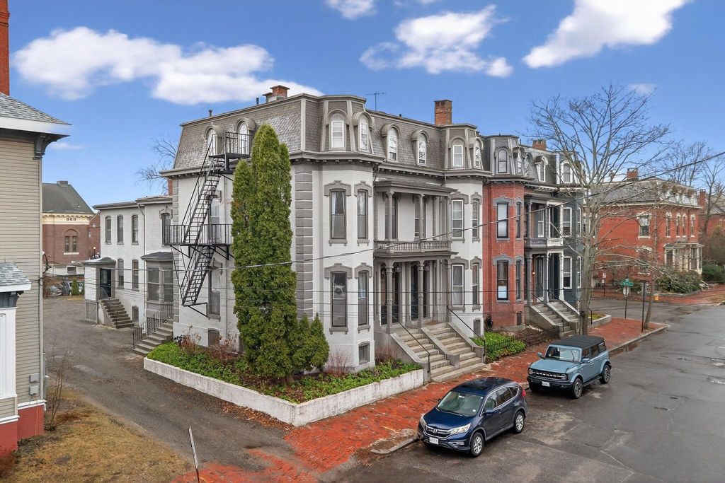 Photo of 138 Pine Street #3, Portland, ME 04102 (MLS # 1657058)