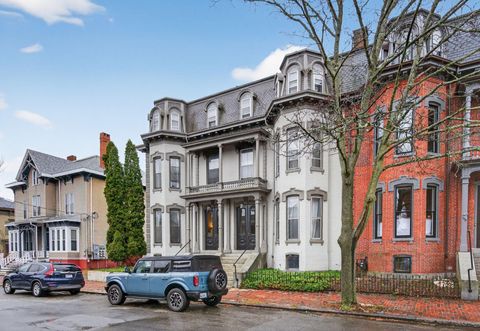 Photo of 138 Pine Street #3, Portland, ME 04102 (MLS # 1657058)