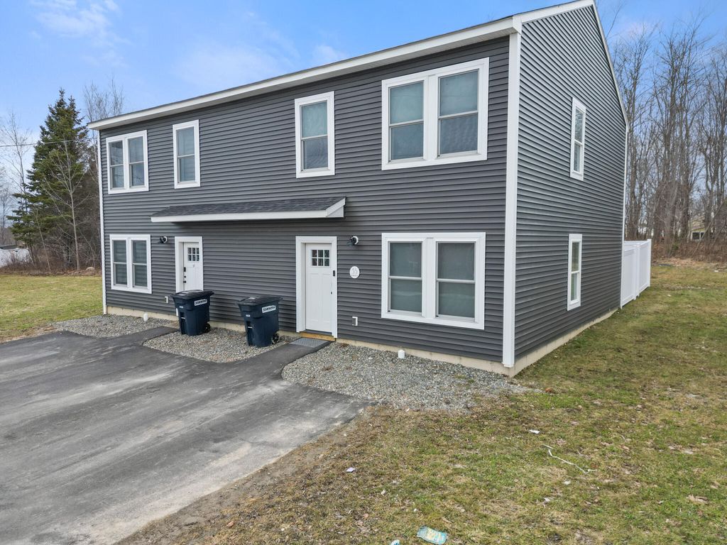 Photo of 35 Wildwood Drive, Bangor, ME 04401 (MLS # 1655108)