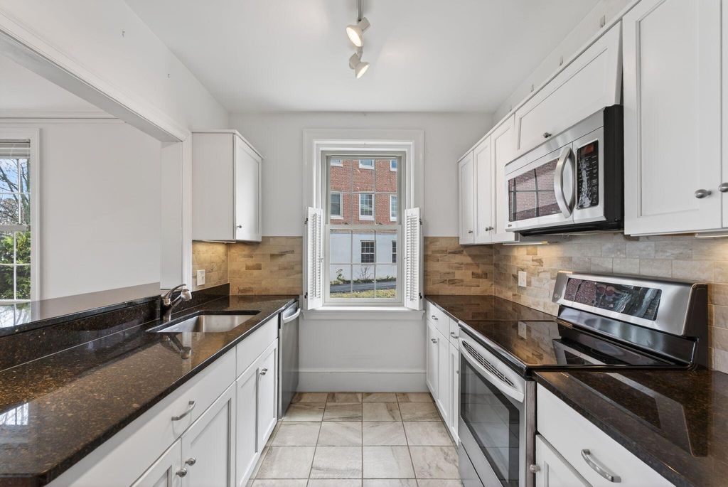 Photo of 290 Baxter Boulevard #A1, Portland, ME 04101 (MLS # 1656216)