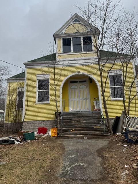 90 N Main Street