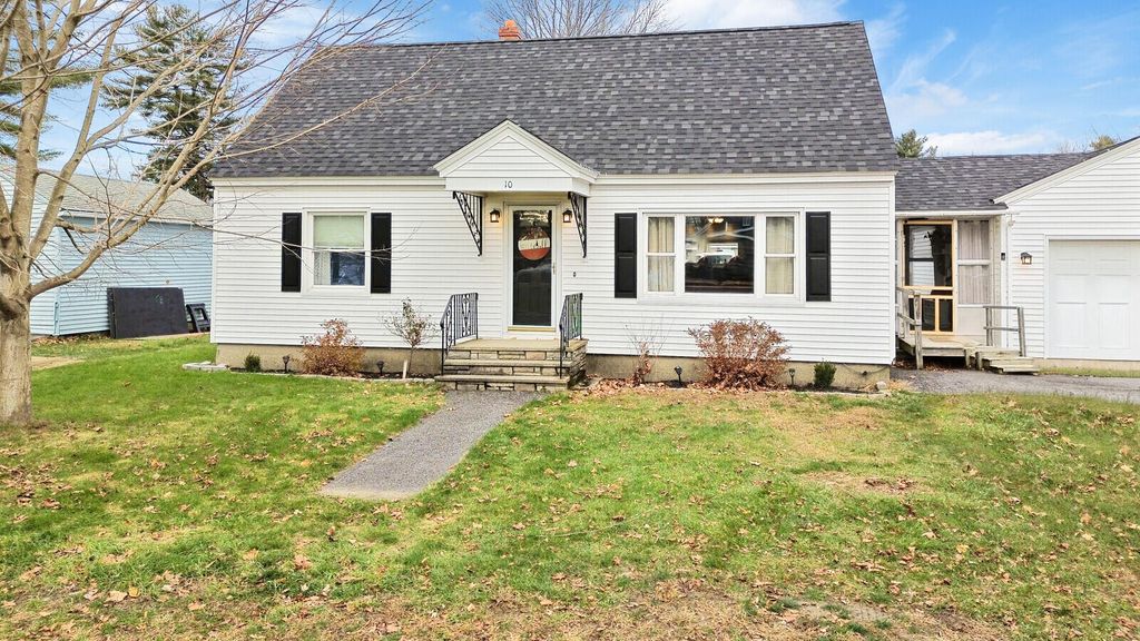 Photo of 10 Deforge Street, Lewiston, ME 04240 (MLS # 1644521)