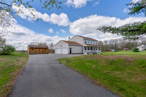 Photo of 252 Ossipee Trail E, Gorham, ME 04038 (MLS # 1661885)