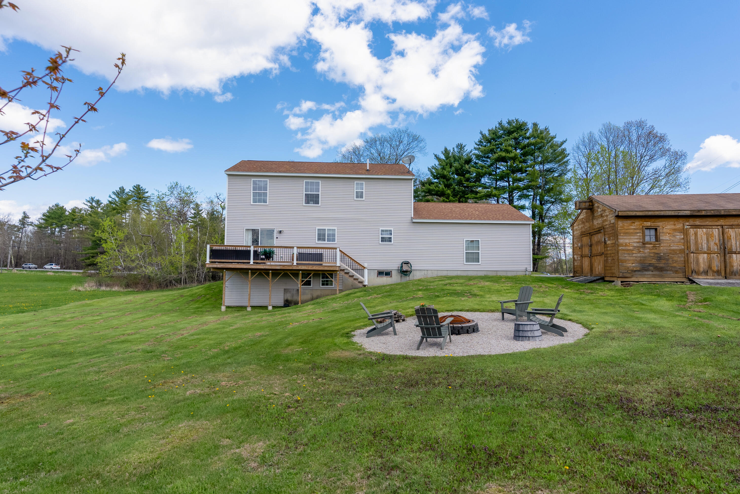 252 Ossipee Trail E