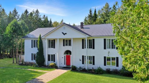 Photo of 152 E Green Ridge Road, Caribou, ME 04736 (MLS # 1650229)