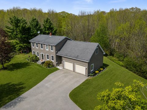 Photo of 41 Highview Drive, Poland, ME 04274 (MLS # 1662946)