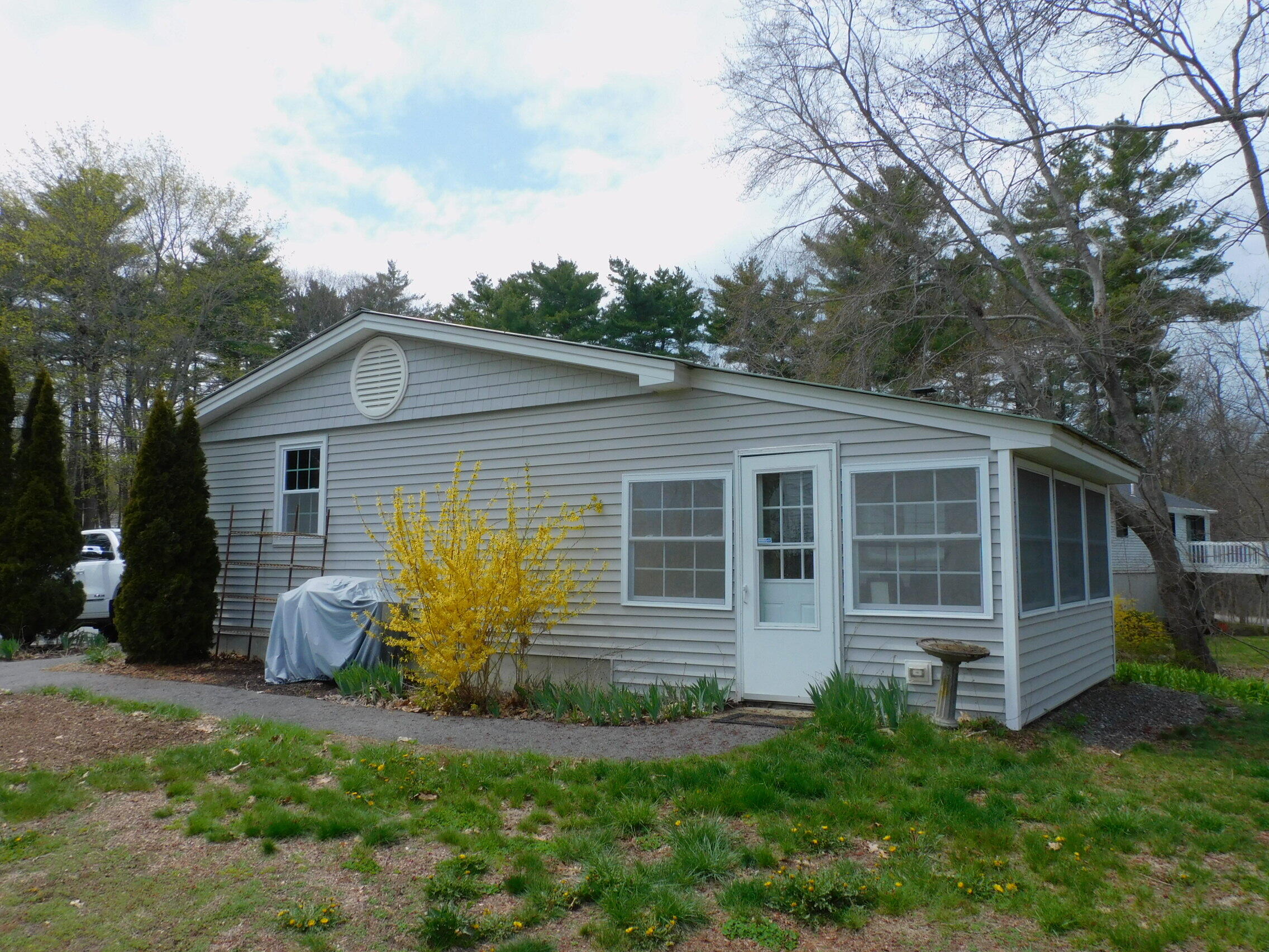 5 Camden Avenue