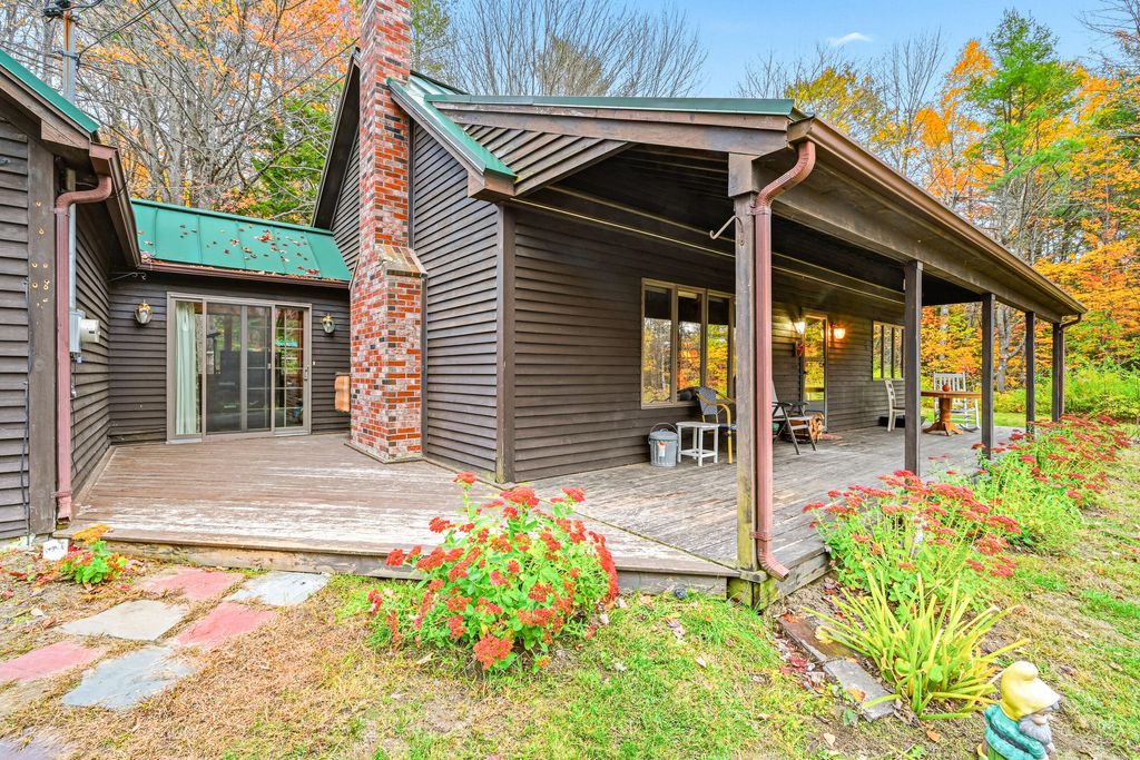 Photo of 107 N Pond Road, Rome, ME 04963 (MLS # 1641984)