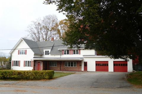 Photo of 12 Burbank Street, Lewiston, ME 04240 (MLS # 1640925) Photo of 12 Burbank Street, Lewiston, ME 04240 (MLS # 1640925)