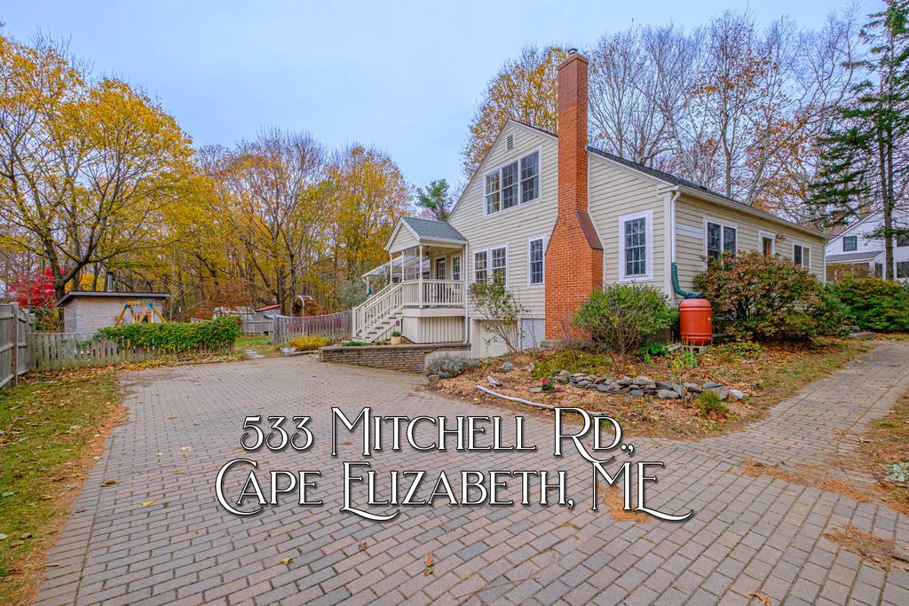 Photo of 533 Mitchell Road, Cape Elizabeth, ME 04107 (MLS # 1648705)