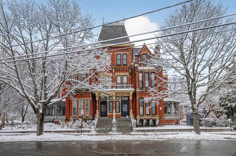 Photo of 117 Pine Street #2, Portland, ME 04102 (MLS # 1650052)