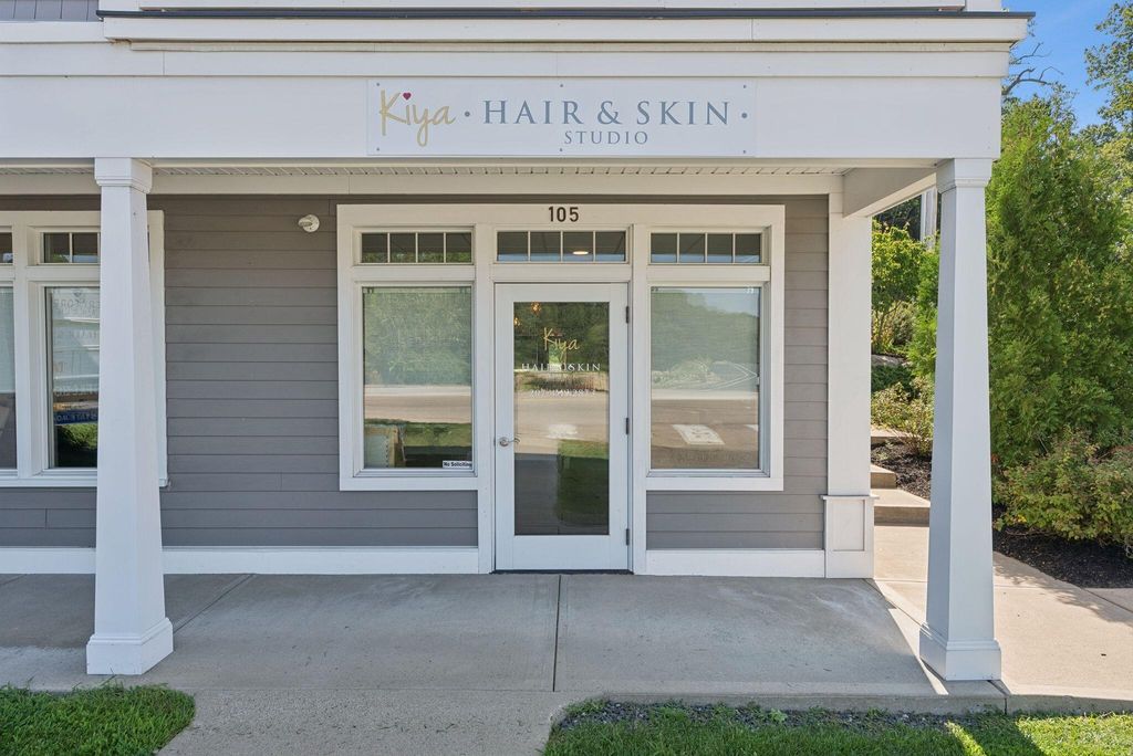 Photo of 42 State Road #105, Kittery, ME 03904 (MLS # 1634490)