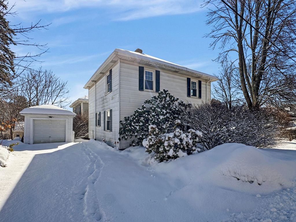 Photo of 805 Brighton Avenue, Portland, ME 04102 (MLS # 1653579)