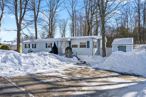 Photo of 59 Sandalwood Circle, Kittery, ME 03904 (MLS # 1651055)