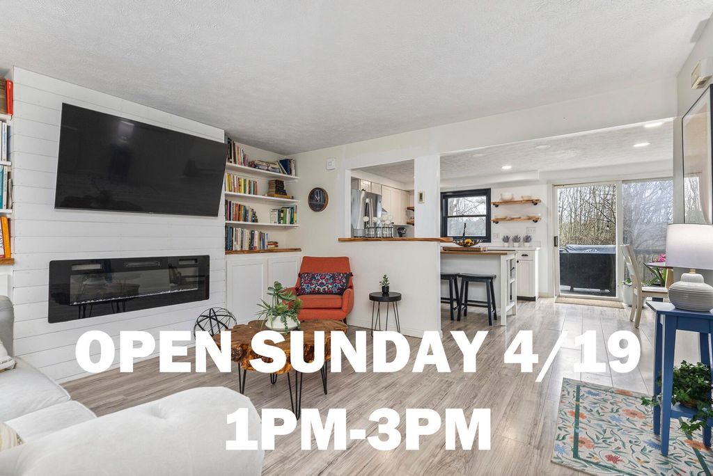 Photo of 60 Brown Street #17, Kennebunk, ME 04043 (MLS # 1657876)