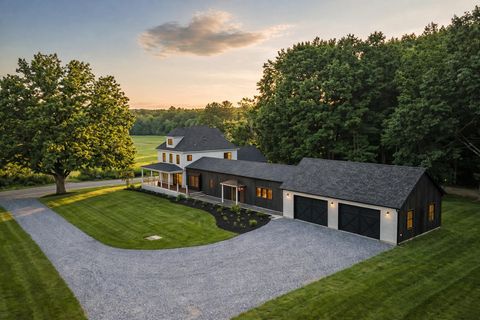 Photo of 533 Route 135 Route, Monmouth, ME 04259 (MLS # 1657337)