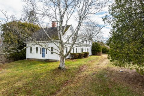 Photo of 15 High Street, Damariscotta, ME 04543 (MLS # 1658452)