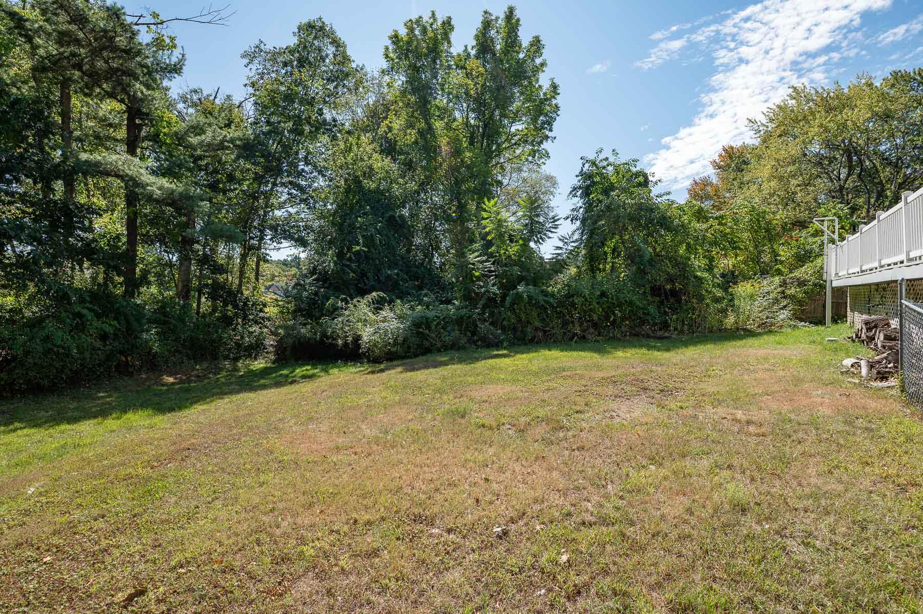 Kittery, Maine 03905, United States, 3 Bedrooms Bedrooms, ,3 BathroomsBathrooms,Residential,Active,203792