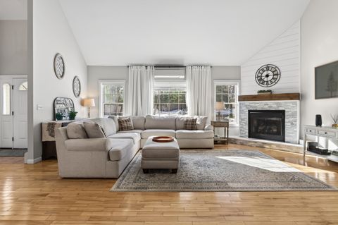 Photo of 14 Rachel Drive, Kennebunk, ME 04043 (MLS # 1642437)