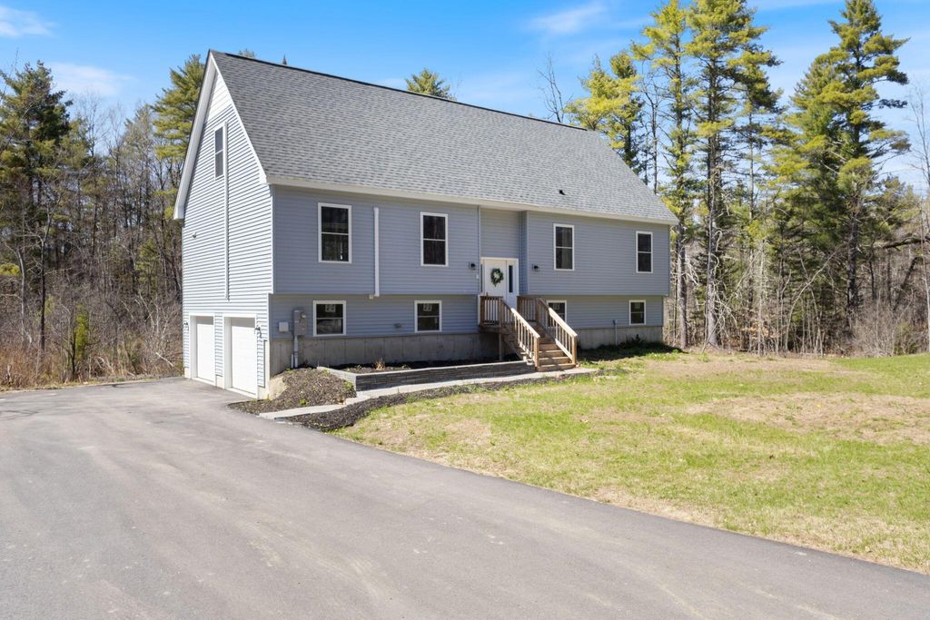 Photo of 2 Cew Street, Scarborough, ME 04074 (MLS # 1659738)