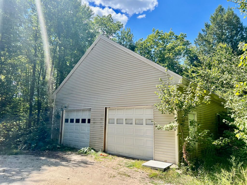 Photo of 1,8 Sugar Maple Road, Gray, ME 04039 (MLS # 1641504)