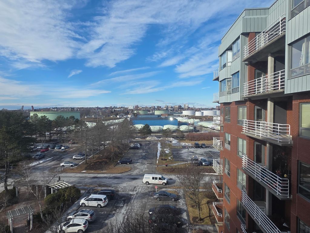 Photo of 148 Breakwater Drive #620, South Portland, ME 04106 (MLS # 1649155)