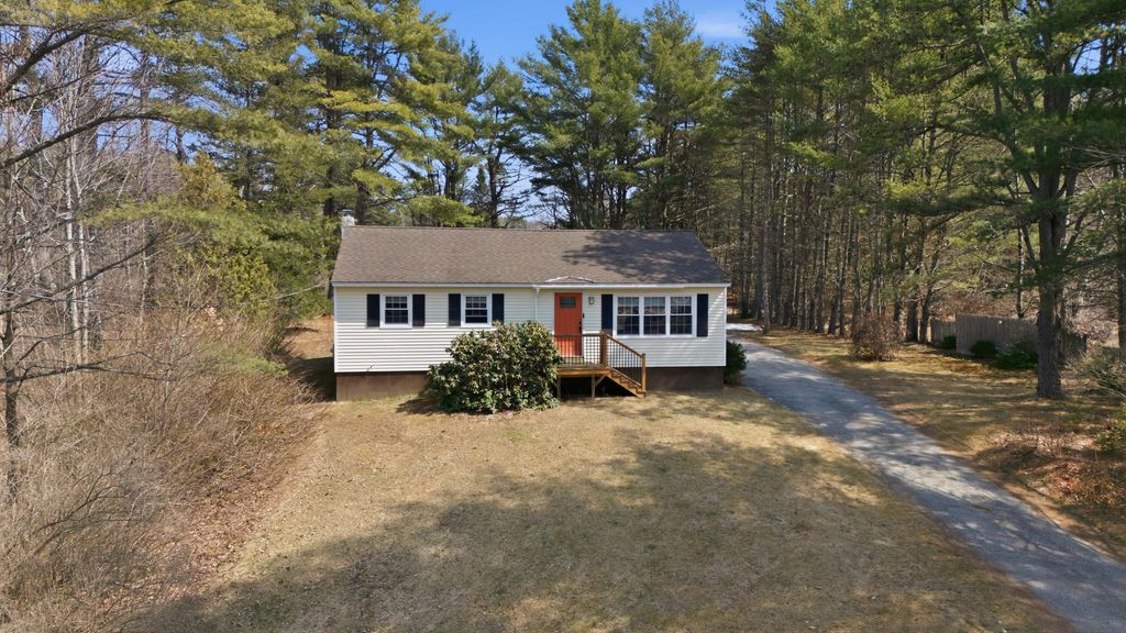 Photo of 357 River Road, Topsham, ME 04086 (MLS # 1657576)