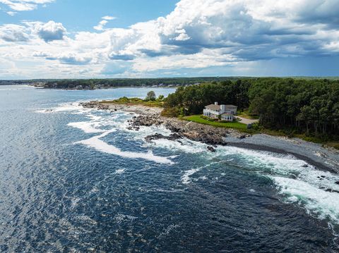 Photo of 5 Anbelwold Circuit, York, ME 03902 (MLS # 1635818)