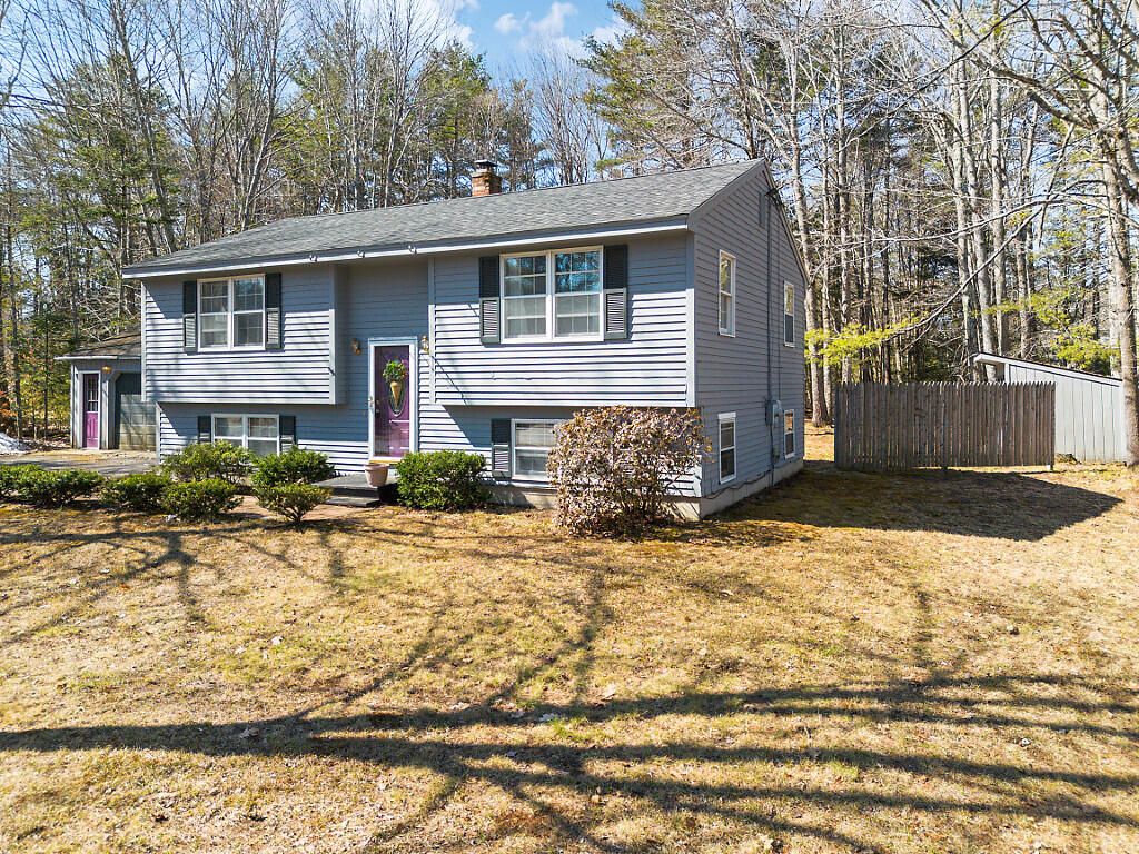 Photo of 5 Goldeneye Drive, Topsham, ME 04086 (MLS # 1657445)