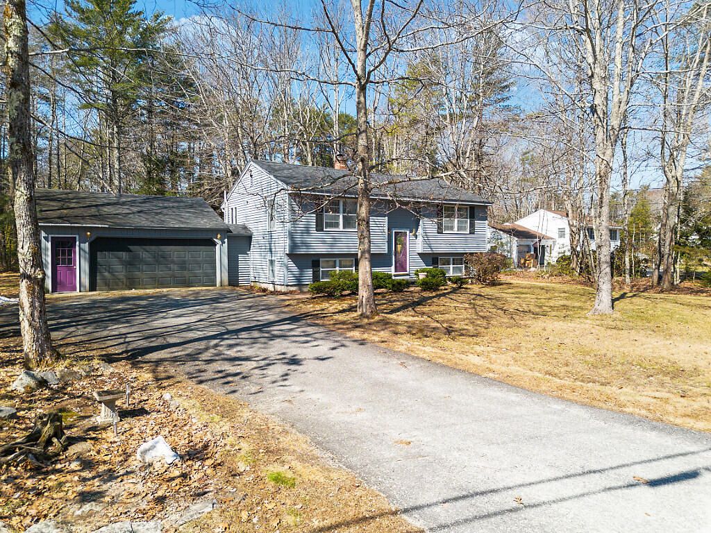 Photo of 5 Goldeneye Drive, Topsham, ME 04086 (MLS # 1657445)