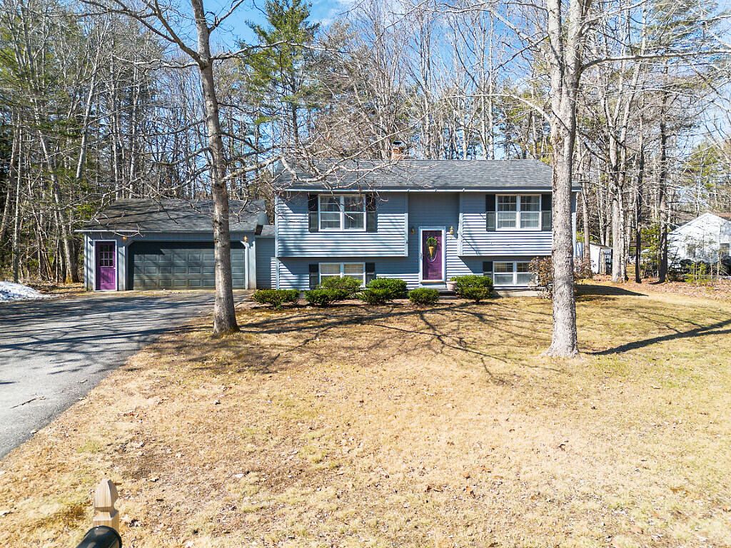 Photo of 5 Goldeneye Drive, Topsham, ME 04086 (MLS # 1657445)