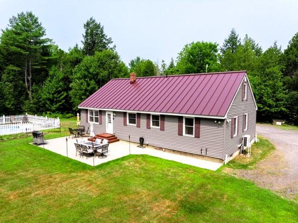 Photo of 8 Hammond Lane, Searsport, ME 04974 (MLS # 1652261)