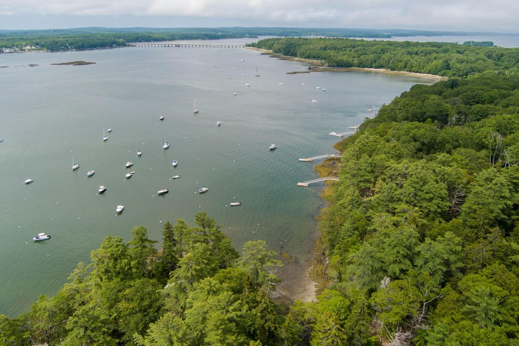 Photo of 0 Madeleine Point Road, Yarmouth, ME 04096 (MLS # 1657190)