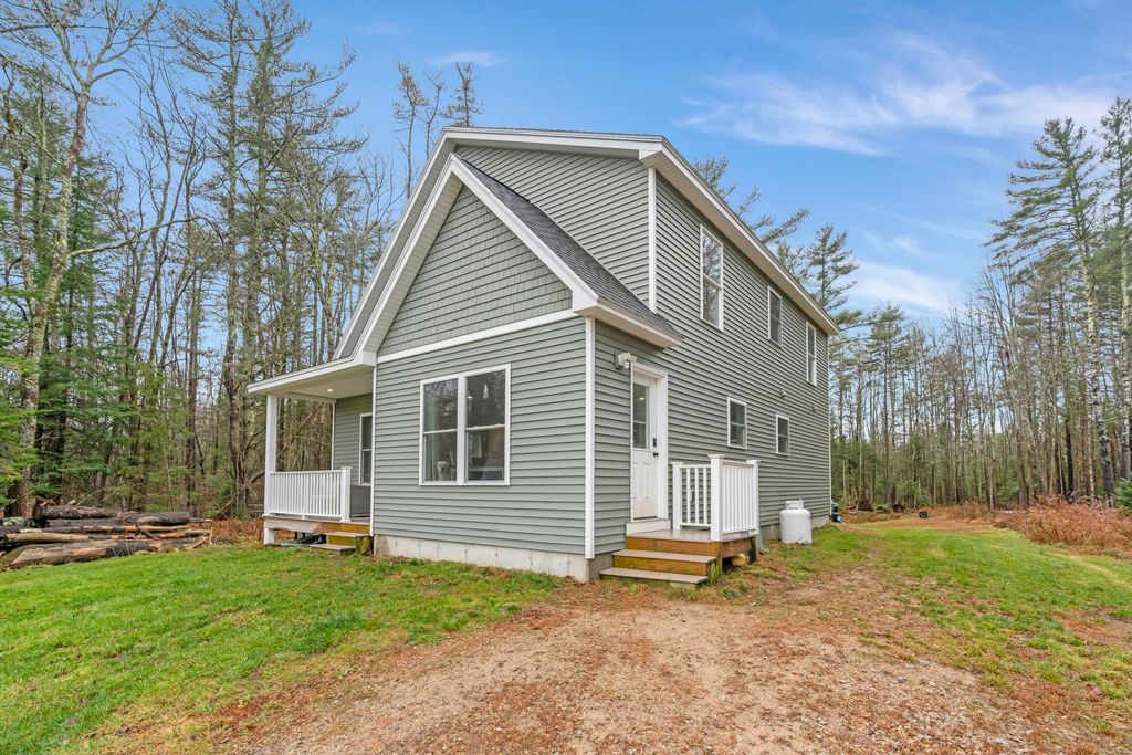 Photo of 603 Limerick Road, Arundel, ME 04046 (MLS # 1644510)