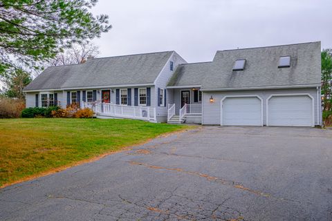 Photo of 620 Cumberland Street, Westbrook, ME 04092 (MLS # 1643819)