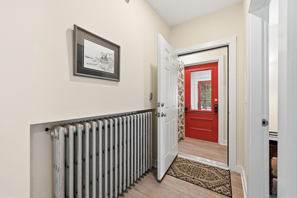 Photo of 10 Pleasant Street, Brunswick, ME 04011 (MLS # 1654301)