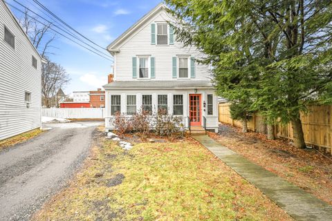 Photo of 10 Pleasant Street, Brunswick, ME 04011 (MLS # 1654301)