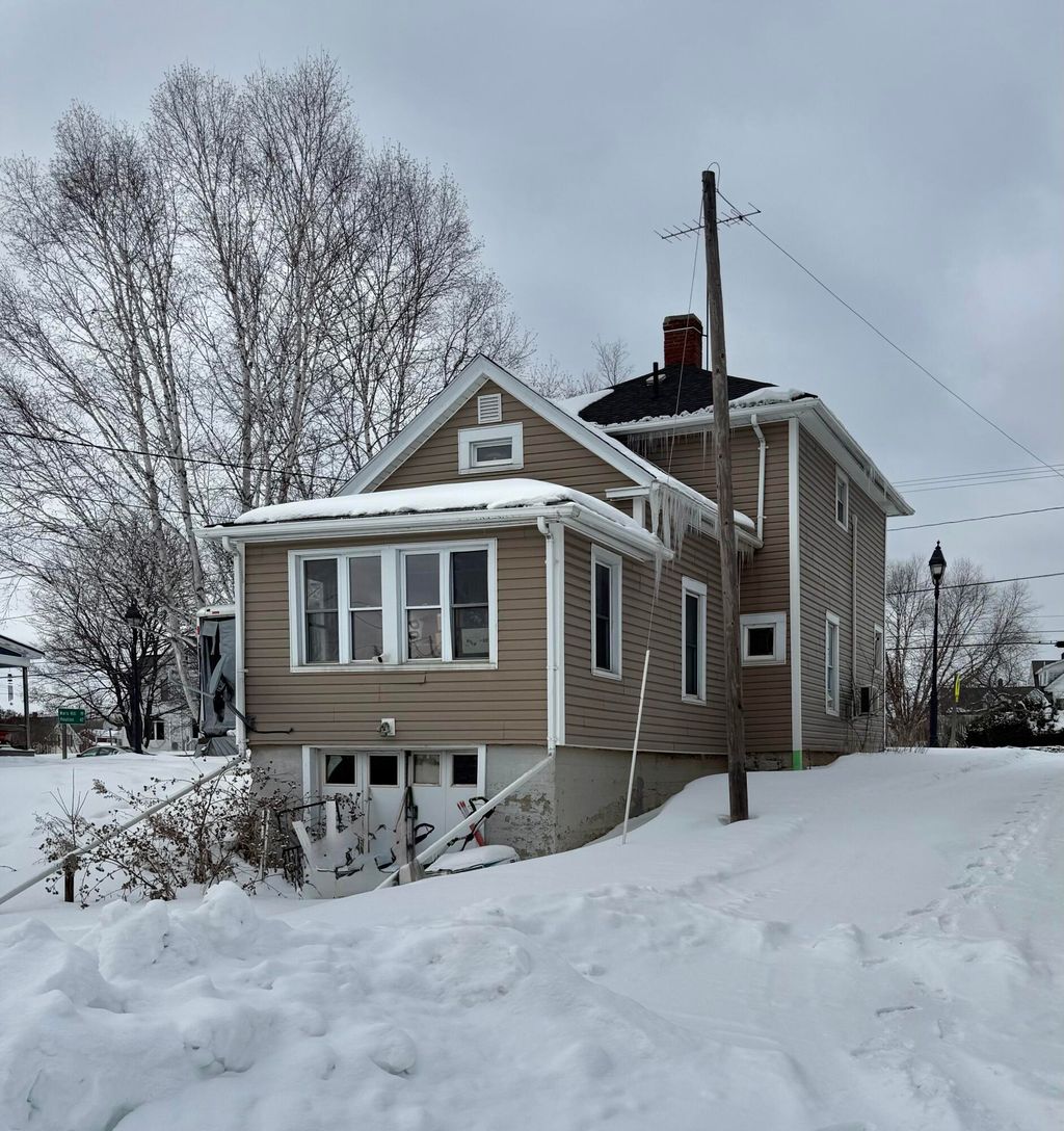 Photo of 9 Presque Isle Street, Fort Fairfield, ME 04742 (MLS # 1651919)