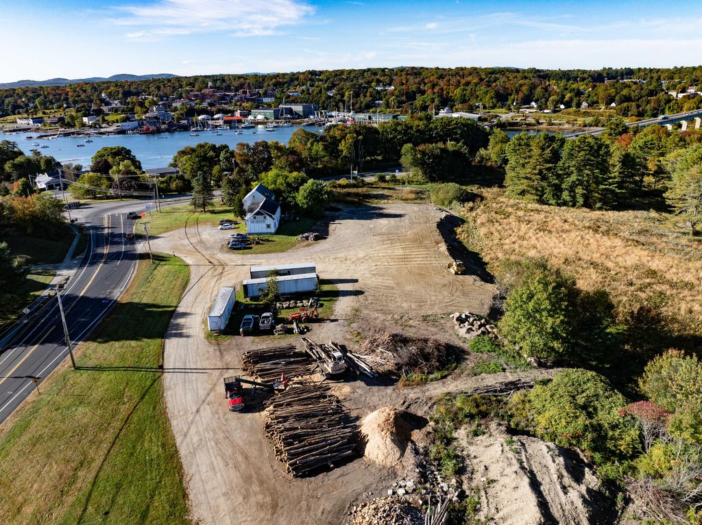 Photo of 2 Swan Lake Avenue, Belfast, ME 04915 (MLS # 1638906)