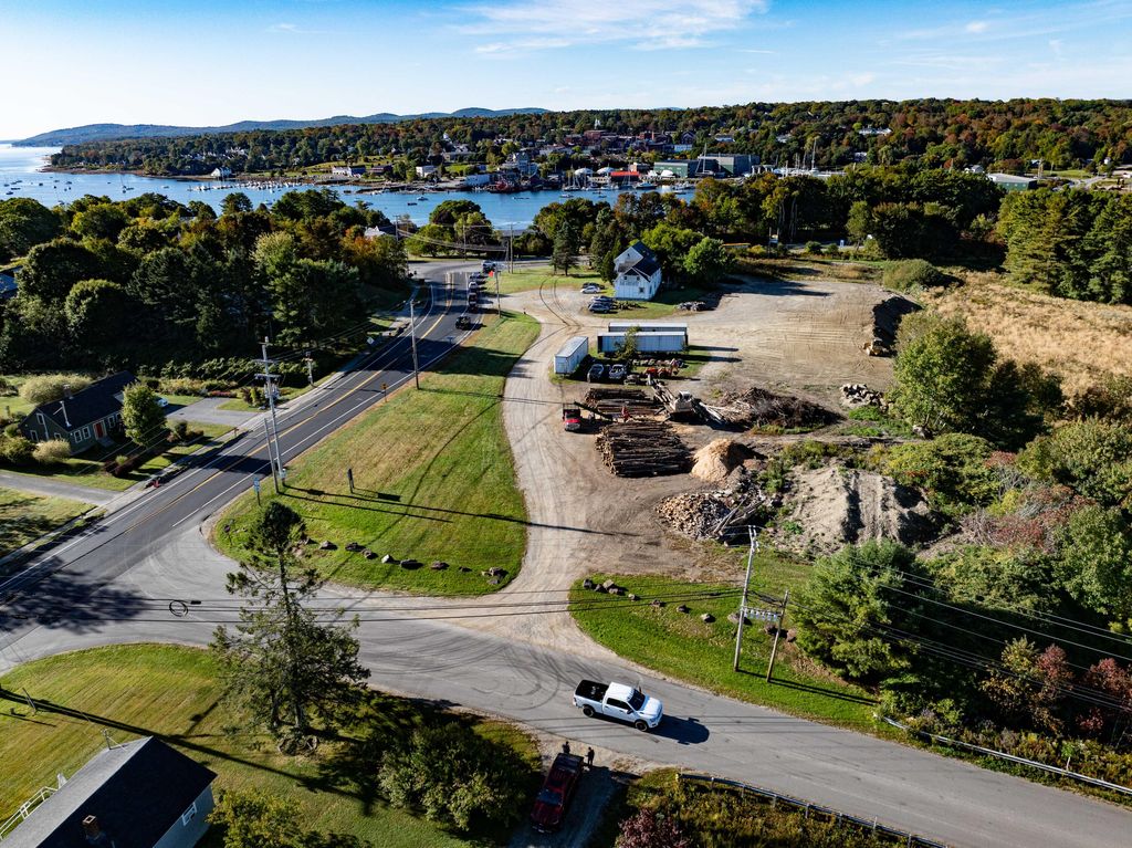 Photo of 2 Swan Lake Avenue, Belfast, ME 04915 (MLS # 1638906)