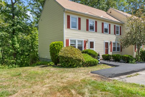 Photo of 40 Powder Mill Drive #40, Kennebunk, ME 04043 (MLS # 1633949)