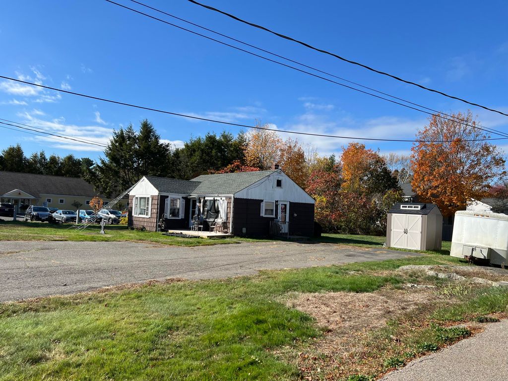 Photo of 141-147 State Road, Kittery, ME 03904 (MLS # 1658814)