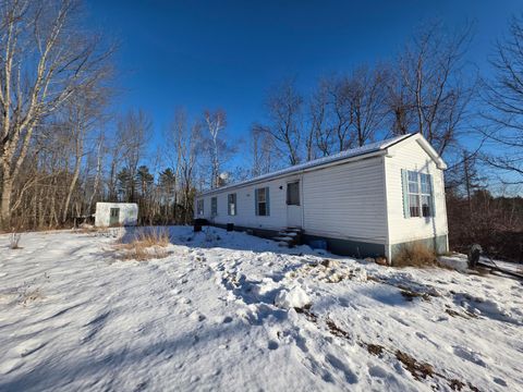 Photo of 635 Stream Road, Winterport, ME 04496 (MLS # 1646921)