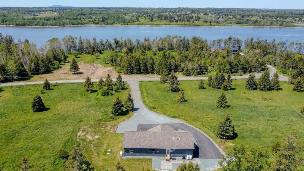 Photo of 18 Farms Edge Road, Lamoine, ME 04605 (MLS # 1654330)
