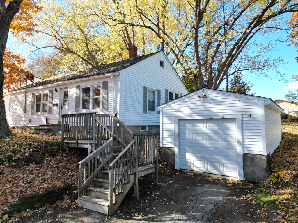 Photo of 6 Katahdin Avenue, Lincoln, ME 04457 (MLS # 1642216)