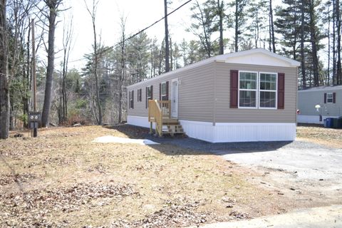 Photo of 18 Maple Street, Lebanon, ME 04027 (MLS # 1655670)