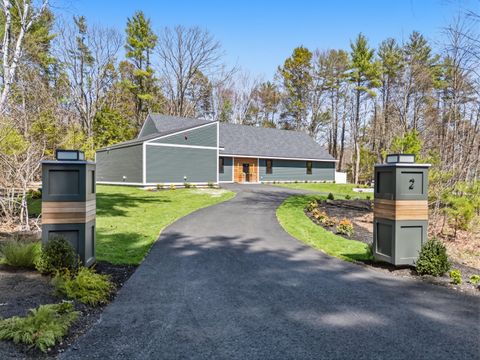 Photo of 2 Woodside Meadow Road, Kittery, ME 03905 (MLS # 1659337)