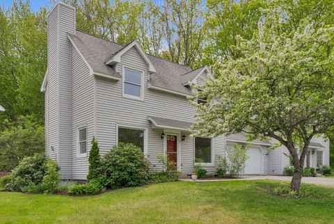 Photo of 29 Old Orchard Road #6, Saco, ME 04072 (MLS # 1663502)