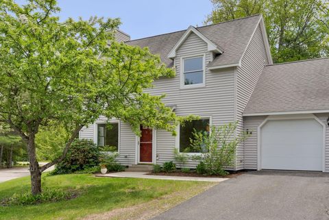 Photo of 29 Old Orchard Road #6, Saco, ME 04072 (MLS # 1663502)